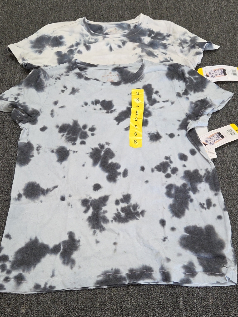 (#4C) 2 -- Danskin Tie-Dye Short Sleeve Tee in Light Blue and White